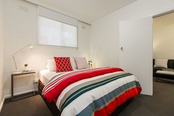 Apartment2c - Lennox 10 - Accommodation Gladstone 5