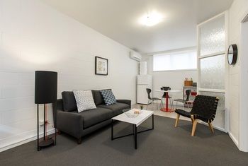 Apartment2c - Lennox 10 - Accommodation Gladstone 9