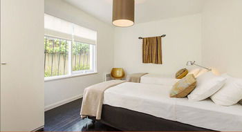 Apartment2c - Moonstruck - Accommodation Gladstone 4