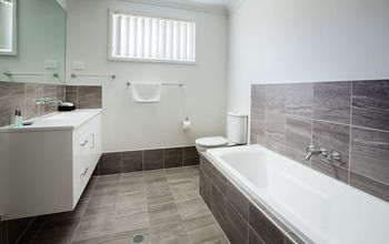 Wallsend Executive Apartments - Accommodation Gladstone 0