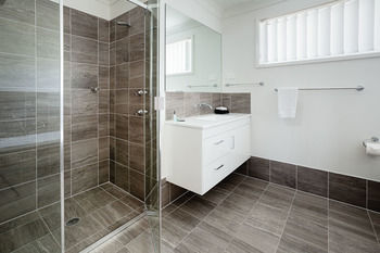 Wallsend Executive Apartments - Accommodation Gladstone 6