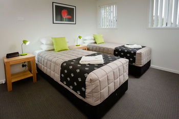 Wallsend Executive Apartments - Accommodation Gladstone 10