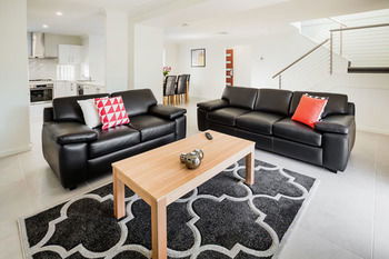 Wallsend Executive Apartments - Accommodation Gladstone 31