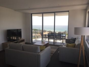 Direct Hotels - Verve On Cotton Tree - Accommodation Gladstone 35