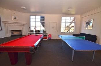 The Hallows Accommodation - Accommodation Gladstone 7