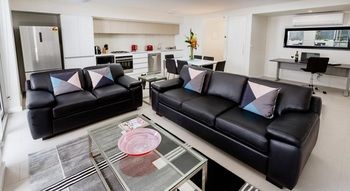Hamilton Executive Apartments - Accommodation Gladstone 20