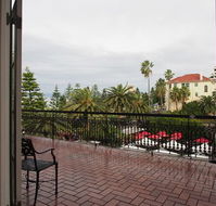 Coogee Bay Hotel Pub Style - Accommodation Gladstone