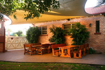 CBC Bed & Breakfast & Cafe - Accommodation Gladstone 7