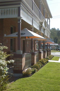 CBC Bed & Breakfast & Cafe - Accommodation Gladstone 8