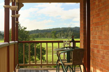 CBC Bed & Breakfast & Cafe - Accommodation Gladstone 9