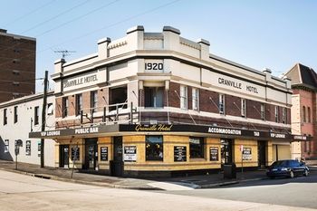 The Granville Hotel - Accommodation Gladstone 1