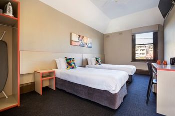The Granville Hotel - Accommodation Gladstone 12