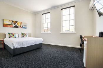 The Granville Hotel - Accommodation Gladstone 23