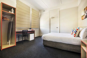 The Granville Hotel - Accommodation Gladstone 24