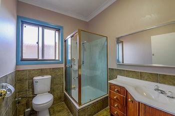 CBD Accommodation Tamworth - Accommodation Gladstone 1