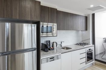 Meriton Serviced Apartments Church Street - Accommodation Gladstone 19