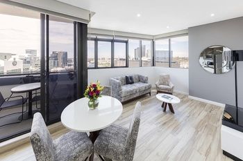 Meriton Serviced Apartments Church Street - Accommodation Gladstone 26