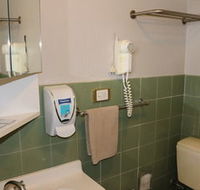 The Hermitage Motel - Accommodation Gladstone