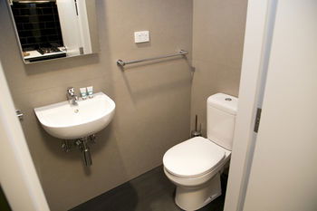 Abercrombie Student Accommodation - Accommodation Gladstone 2