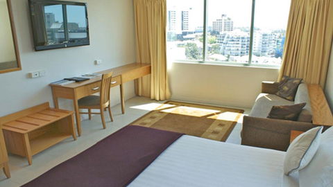 BEST WESTERN Astor Metropole Hotel And Apartments - Accommodation Gladstone 1