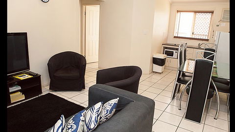 BEST WESTERN Caboolture Central Motor Inn - Accommodation Gladstone 1