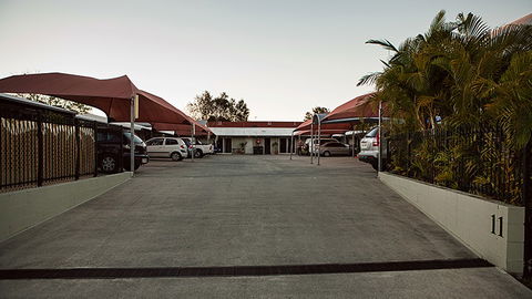 BEST WESTERN Caboolture Central Motor Inn - Accommodation Gladstone 3