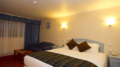 BEST WESTERN Balmoral Motor Inn - Accommodation Gladstone 0