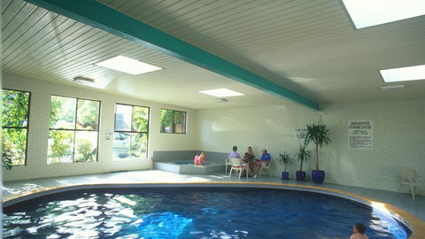 Best Western Plus The Tudor Box Hill - Accommodation Gladstone 4