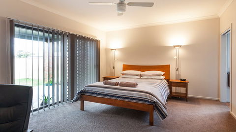 BEST WESTERN Aspen And Apartments - Accommodation Gladstone 4