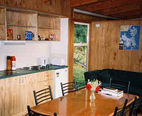 Base Camp Tasmania - Accommodation Gladstone 1
