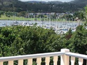 Quayside Cottages - Accommodation Gladstone 2
