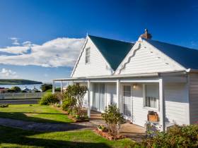 Abbey's Cottage - Accommodation Gladstone 0
