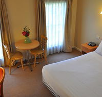 Glen Inn Motel  Apartments - Accommodation Gladstone