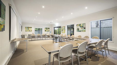 Quest Sale Serviced Apartments - Accommodation Gladstone 3