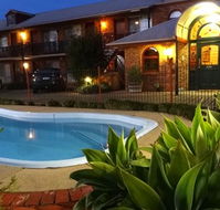 Hermitage Motor Inn - Accommodation Gladstone