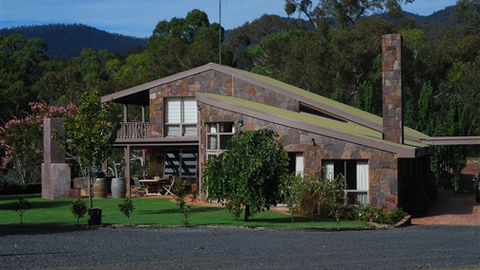Greenstone Farm - Accommodation Gladstone 0