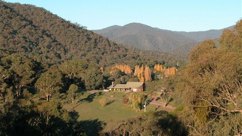 Greenstone Farm - Accommodation Gladstone 2