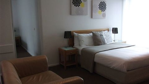 Riverside Ocean Grove - Accommodation Gladstone 2