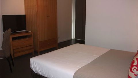 Riverside Ocean Grove - Accommodation Gladstone 1