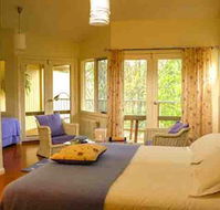 Waterholes Guest House - Accommodation Gladstone