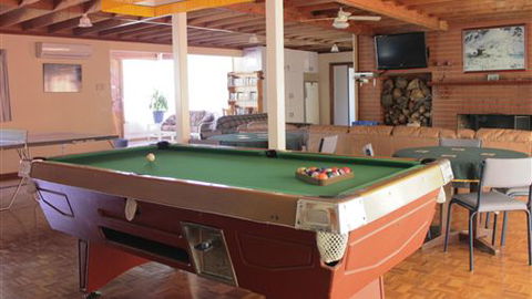 Portillo Ski Lodge - Accommodation Gladstone 3
