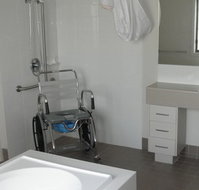 Frankston Accessible Holiday House - Accommodation Gladstone
