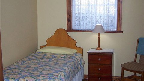 Abaco House - Accommodation Gladstone 2