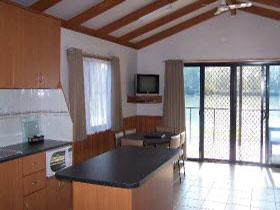 BIG4 Renmark Riverfront Holiday Park - Accommodation Gladstone 0
