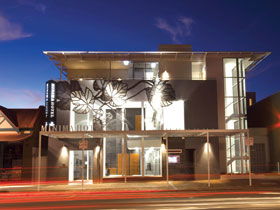 Majestic Minima Hotel - Accommodation Gladstone 1