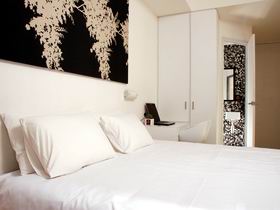 Majestic Minima Hotel - Accommodation Gladstone 0