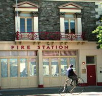 The Fire Station Inn - Fire Engine Suite - Accommodation Gladstone