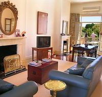 The Fire Station Inn - Residency Penthouse - Accommodation Gladstone