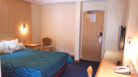 Airolodge International - Accommodation Gladstone 1