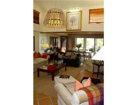 Arabella On Buderim Guesthouse - Accommodation Gladstone 1